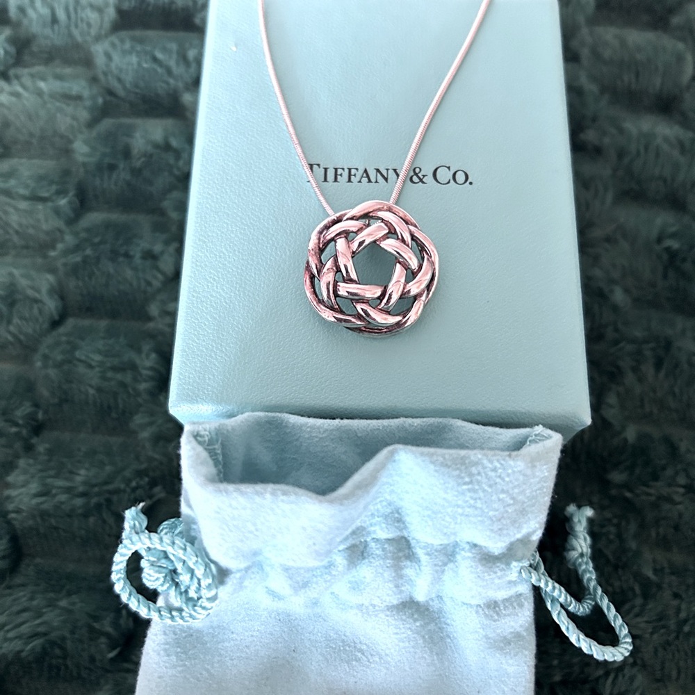 Vintage Tiffany& Co Silver Celtic Love Knot Necklace